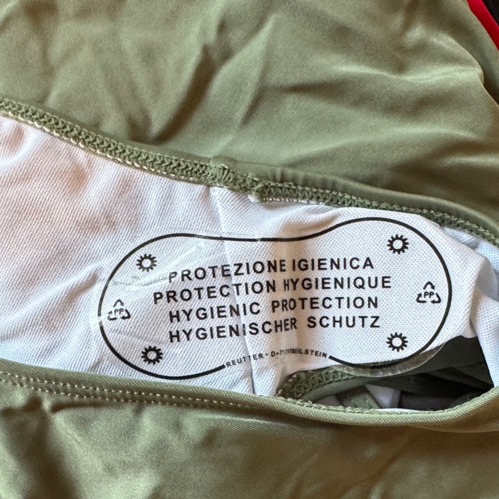 NWOT Green Two-Piece Swimsuit - Picture 7 of 7